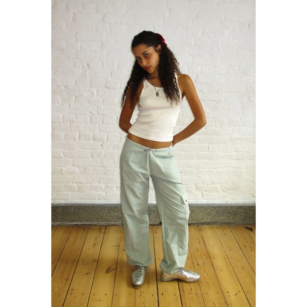 NWT Peachy Den The Mimi Bottoms Cargo Pants in Oyster Sage Mint Seafoam Green - Picture 4 of 13